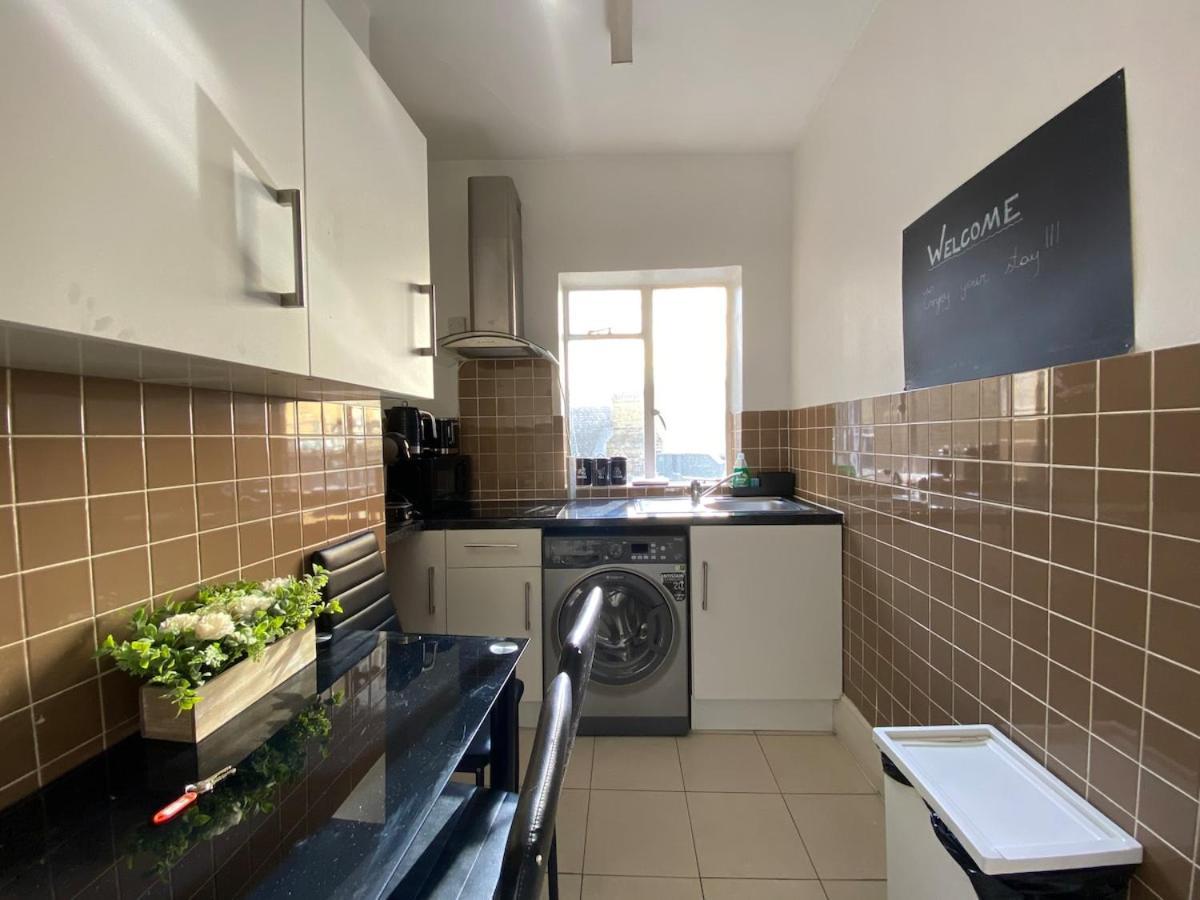 Lovely 2 Bed Flat In Soho! London Ngoại thất bức ảnh