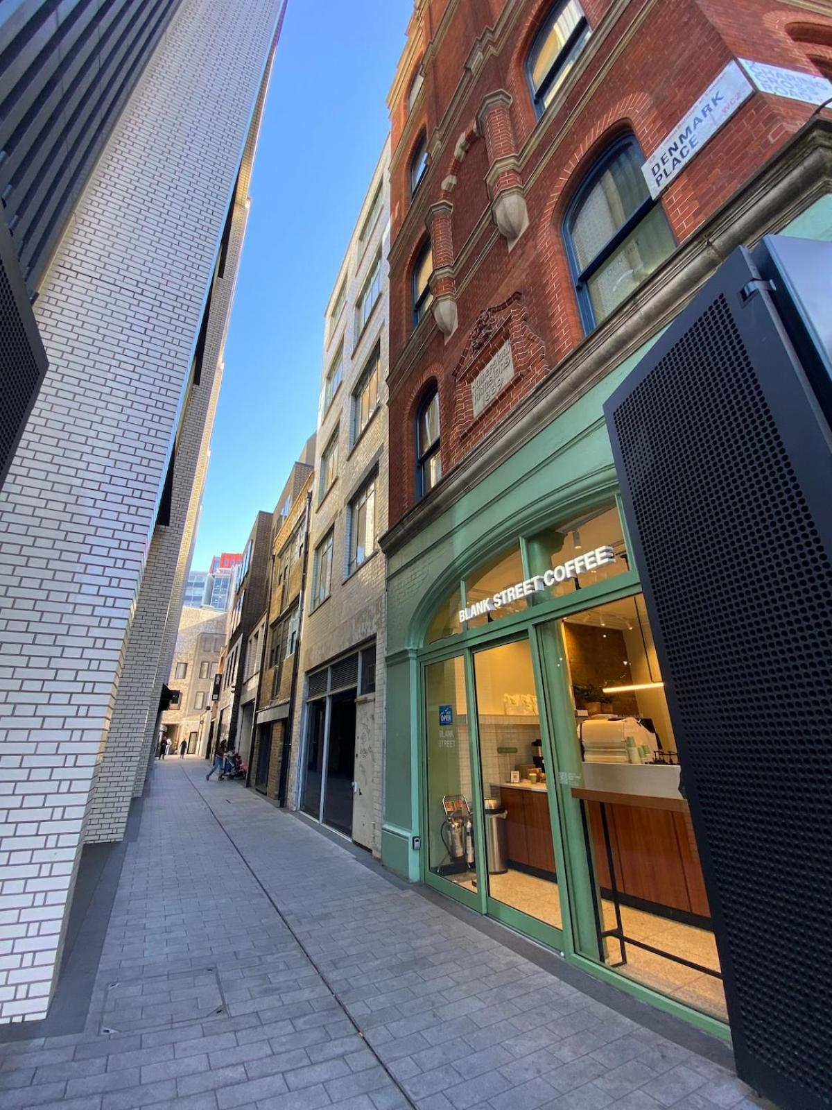 Lovely 2 Bed Flat In Soho! London Ngoại thất bức ảnh